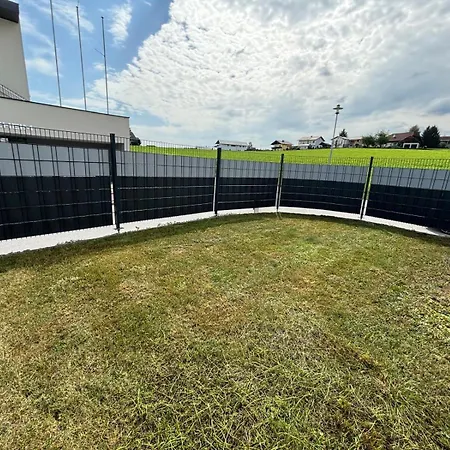 Apartment Luxus Ferienwohnung Mit Garten Neukirchen an der Vockla